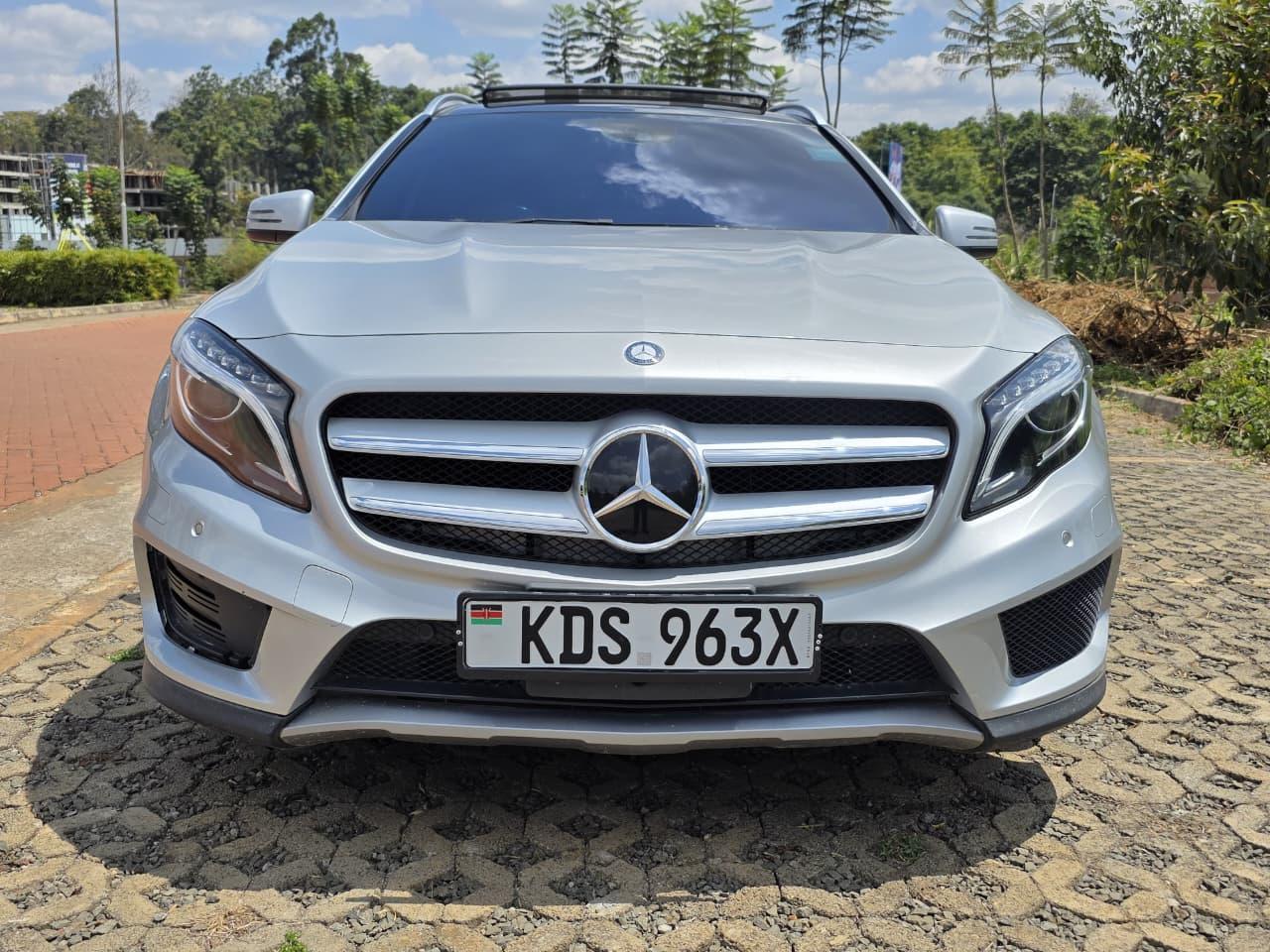 Mercedes-Benz GLA250
