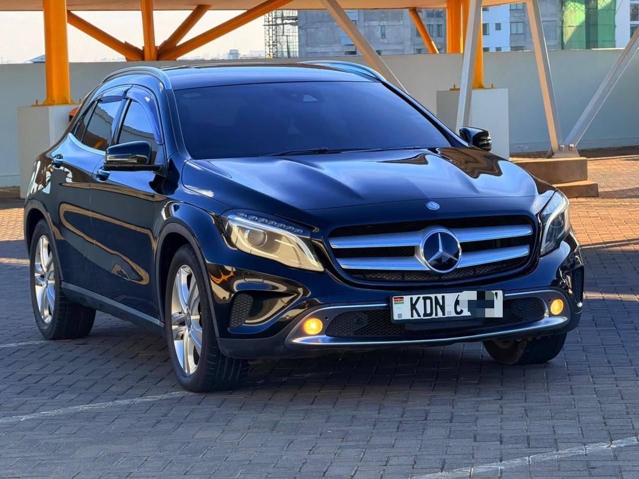 Mercedes Benz GLA 250