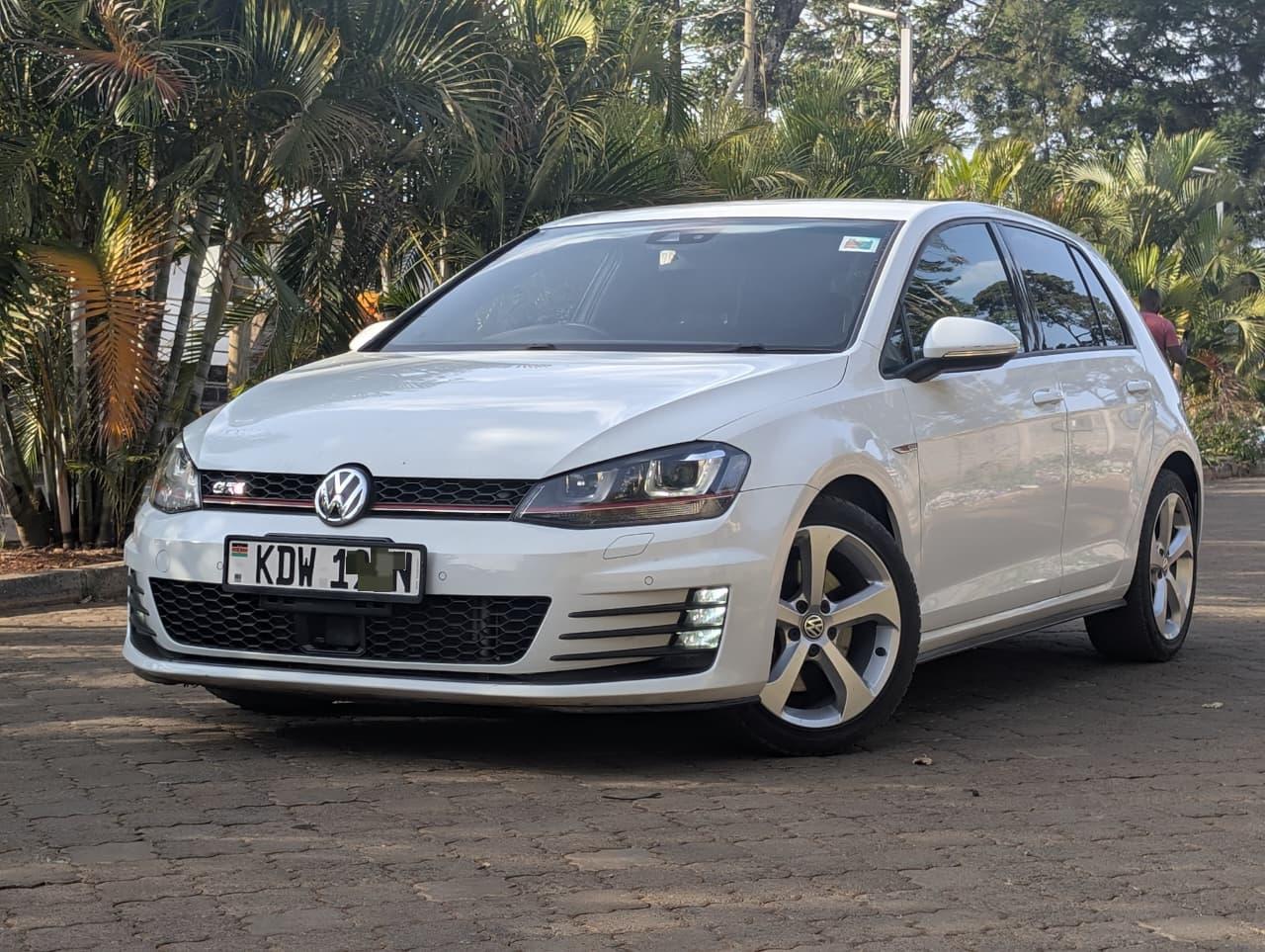 Volks Wagen Golf